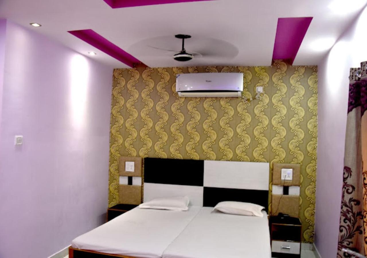 Hotel Roshan Varanasi Dış mekan fotoğraf