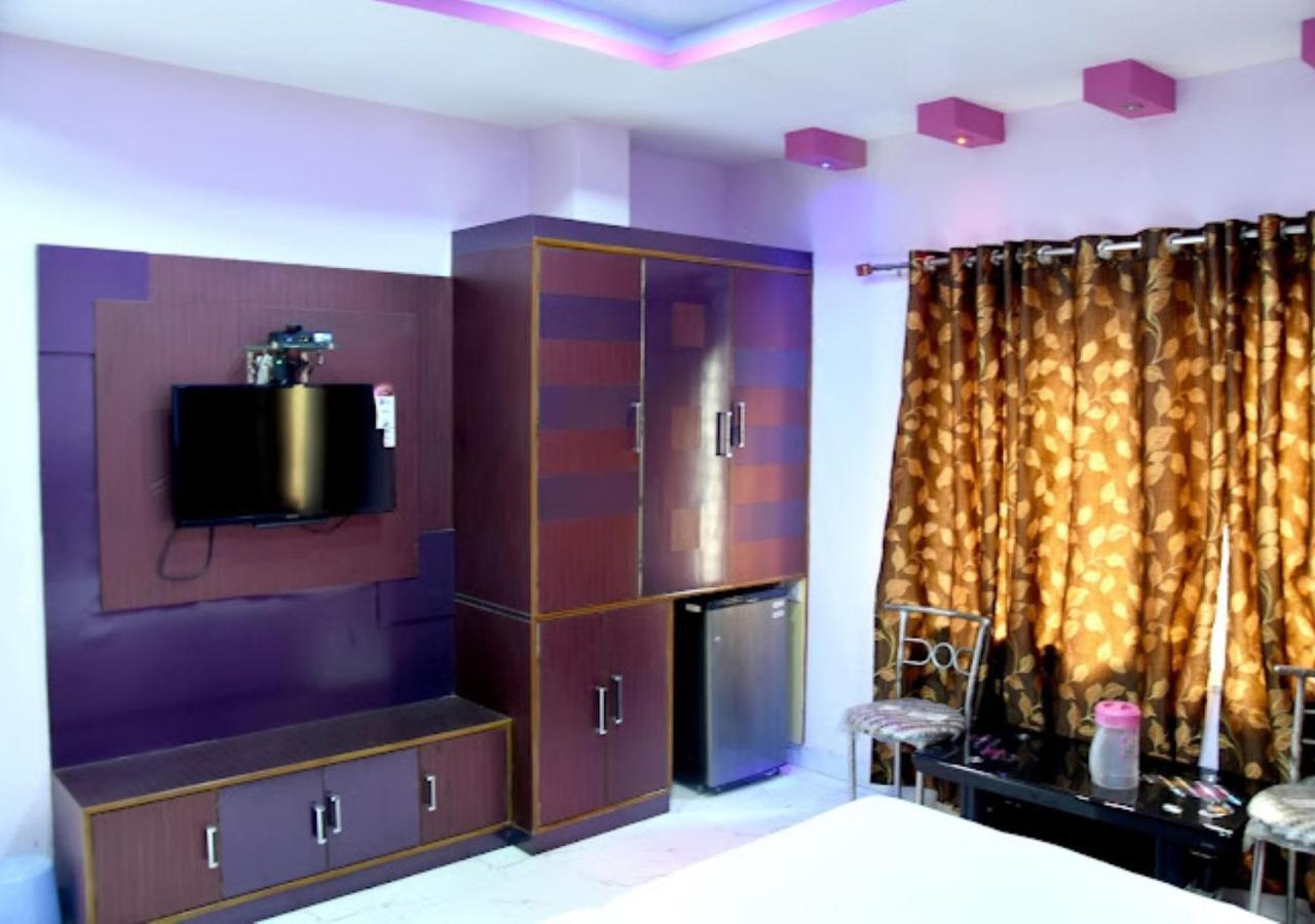 Hotel Roshan Varanasi Dış mekan fotoğraf