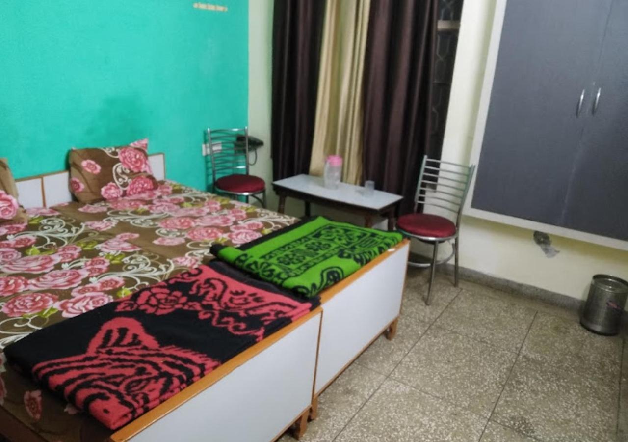 Hotel Roshan Varanasi Dış mekan fotoğraf