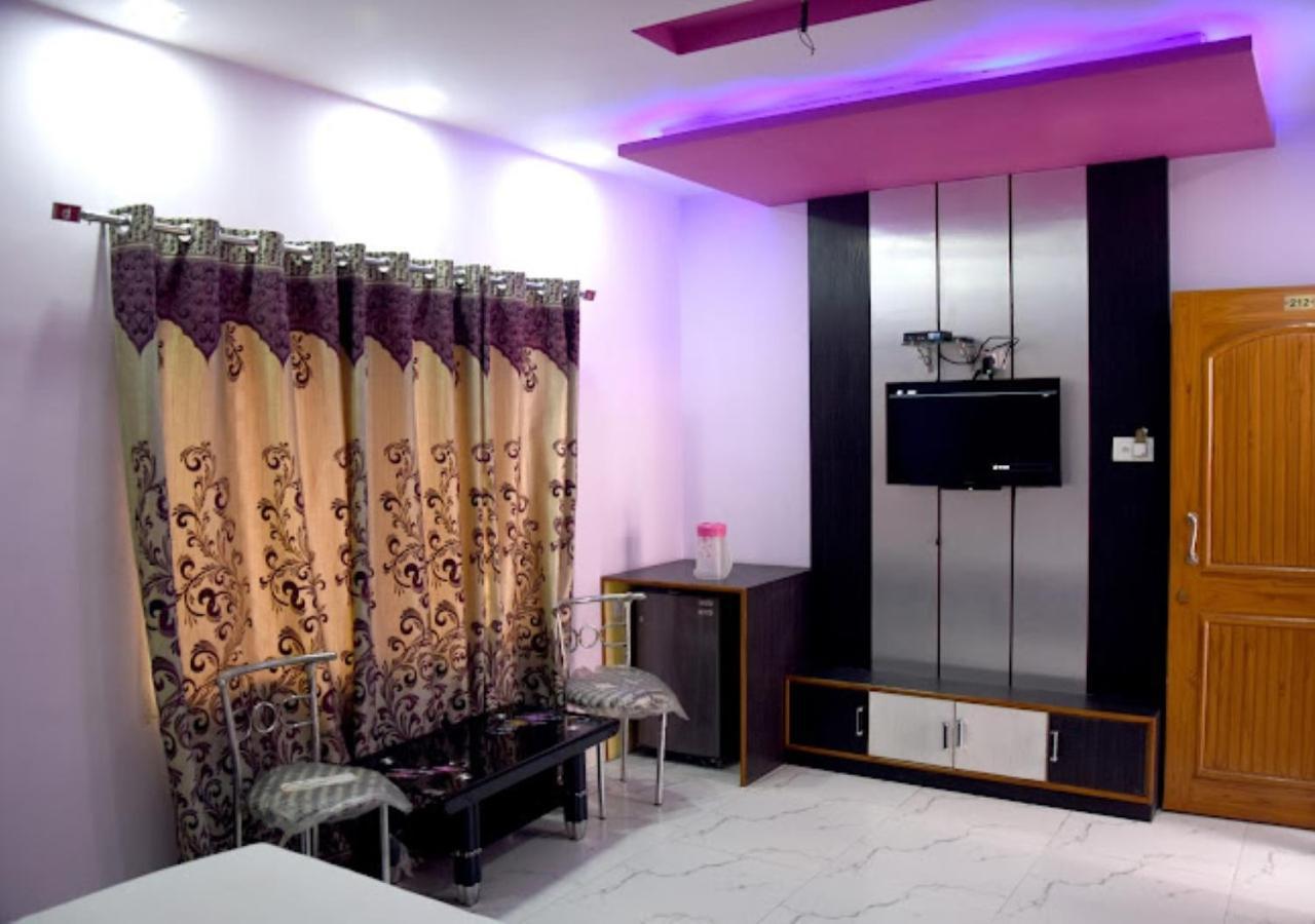 Hotel Roshan Varanasi Dış mekan fotoğraf