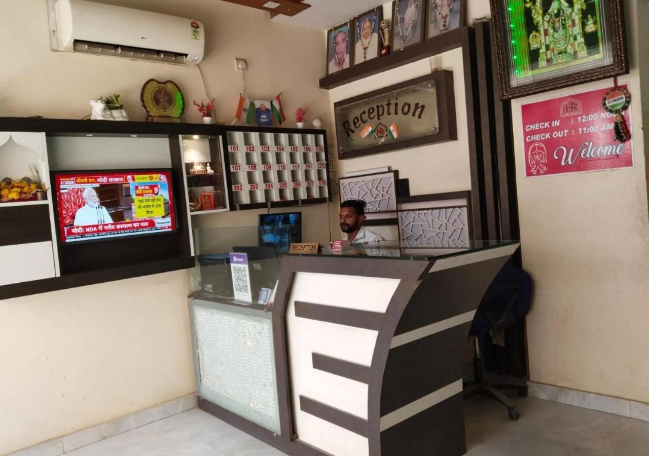 Hotel Roshan Varanasi Dış mekan fotoğraf
