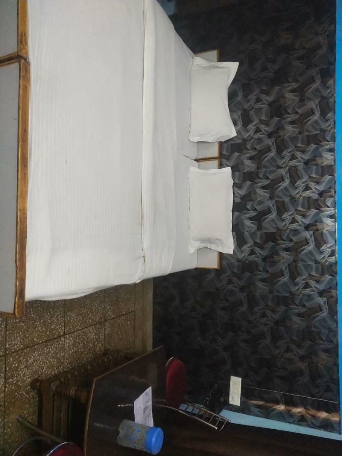 Hotel Roshan Varanasi Dış mekan fotoğraf